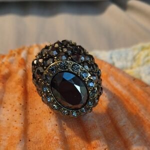 Vintage-Inspired Black and Silver Cocktail Ring